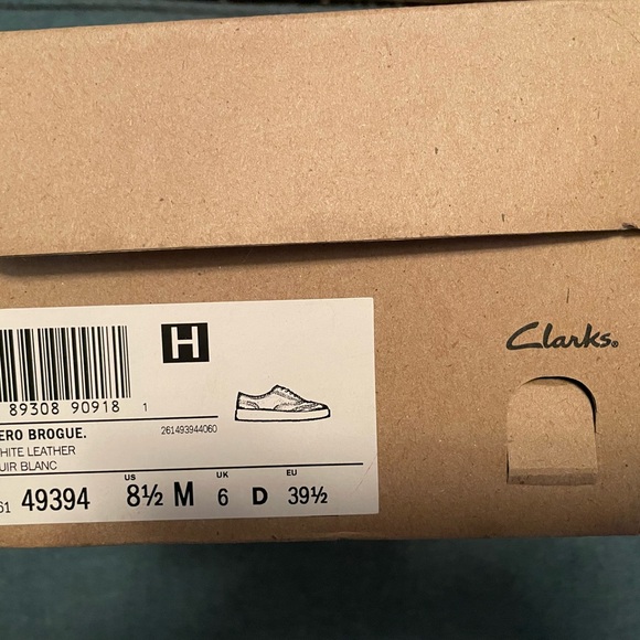 Clarks Cream Brogue Sneakers for Women - Picture 8 of 8